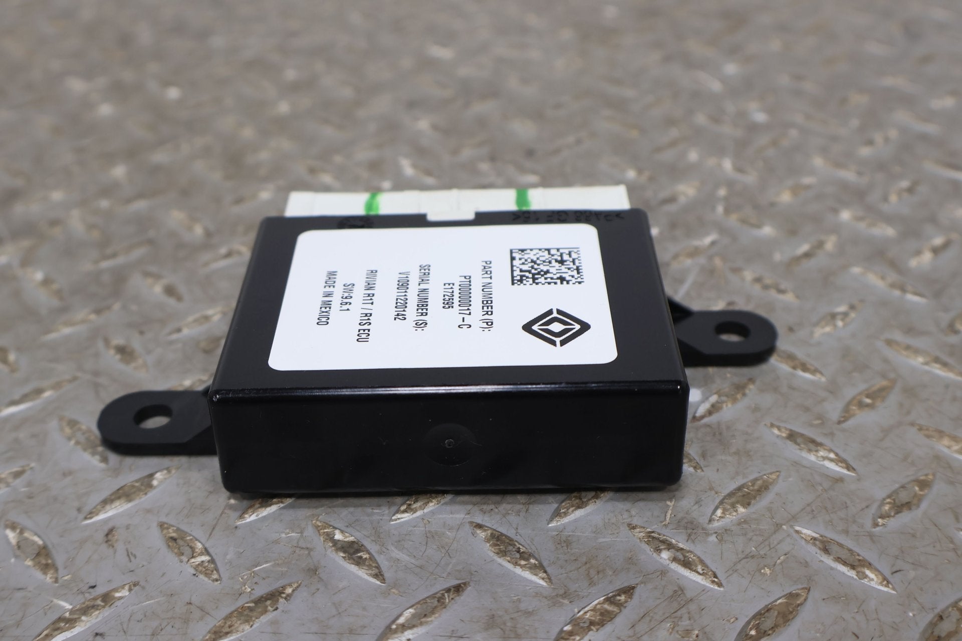 Chassis Control Module, 2022, Rivian, R1S