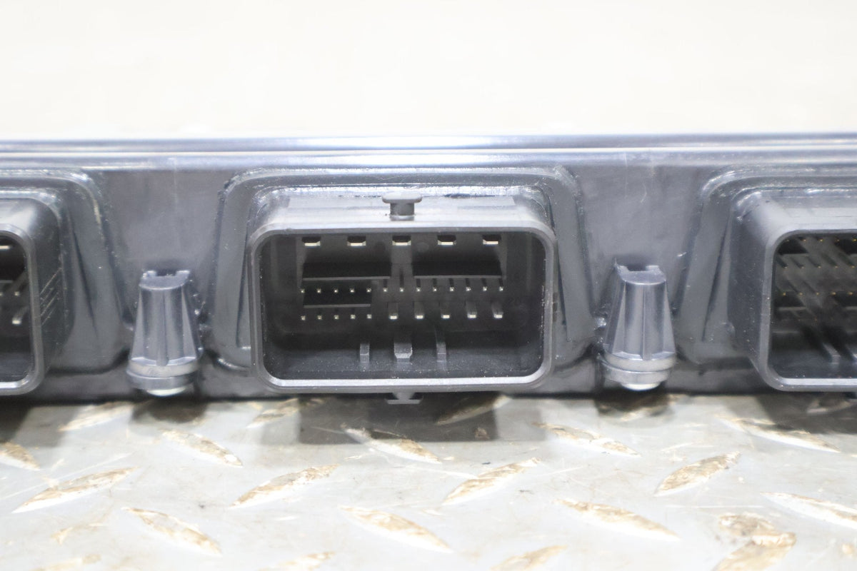 Chassis Control Module, 2022, Rivian, R1S