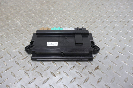 Chassis Control Module, 2022, Rivian, R1S