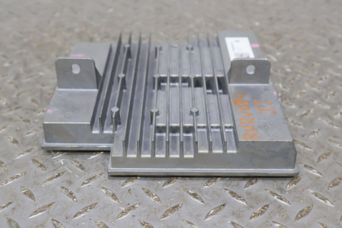 Chassis Control Module, 2022, Rivian, R1S