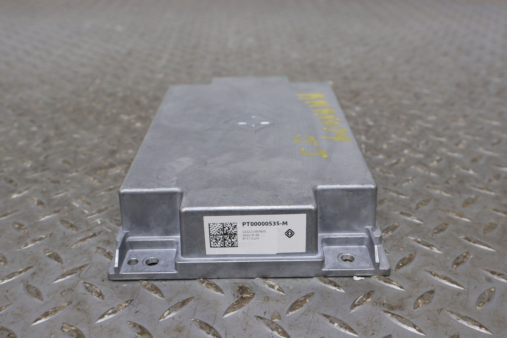 Chassis Control Module, 2022, Rivian, R1S