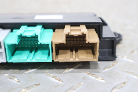 Chassis Control Module, 2022, Rivian, R1S