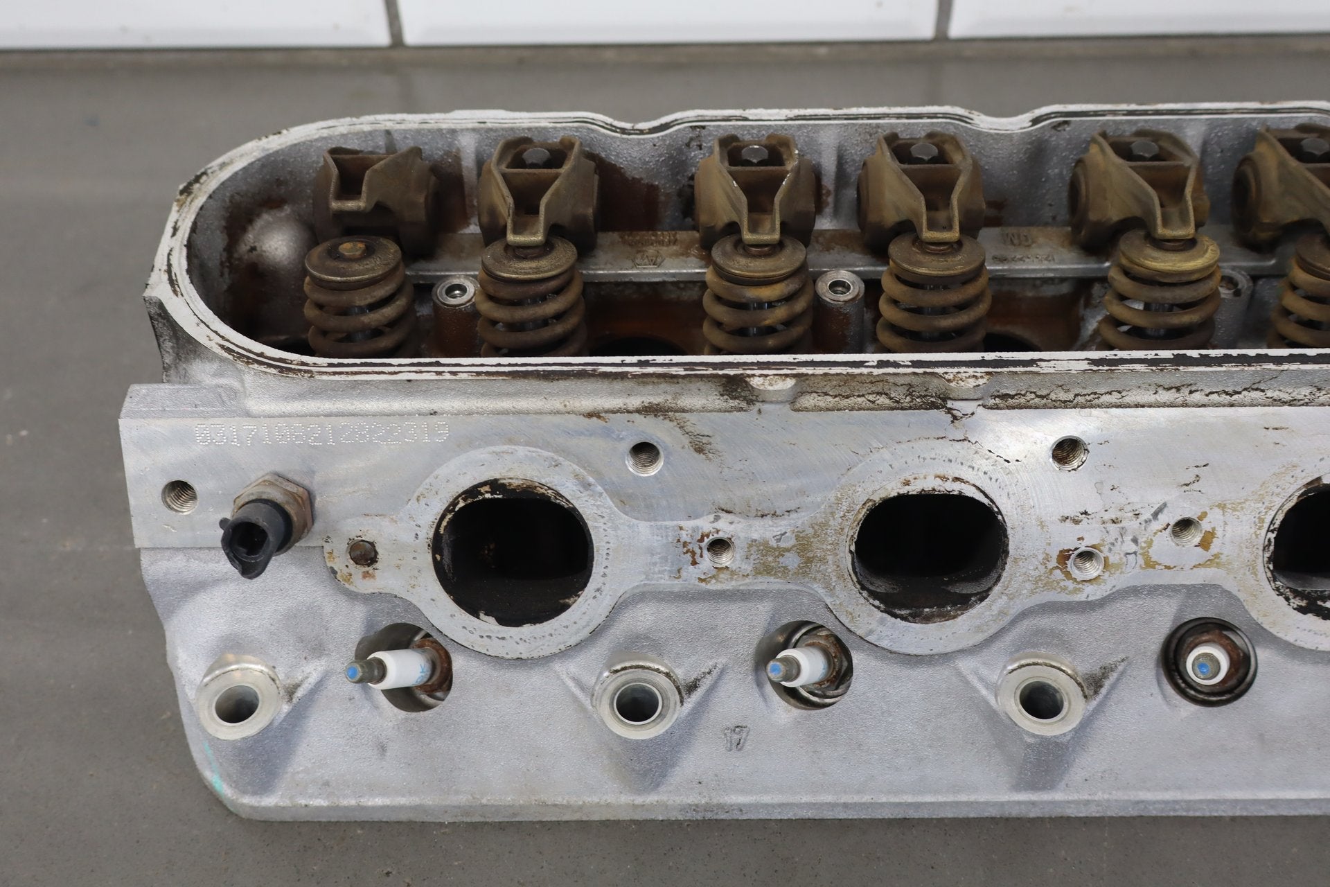 Chevrolet 317 Aluminum Cylinder Heads 6.0L LQ4 LQ9- Pair