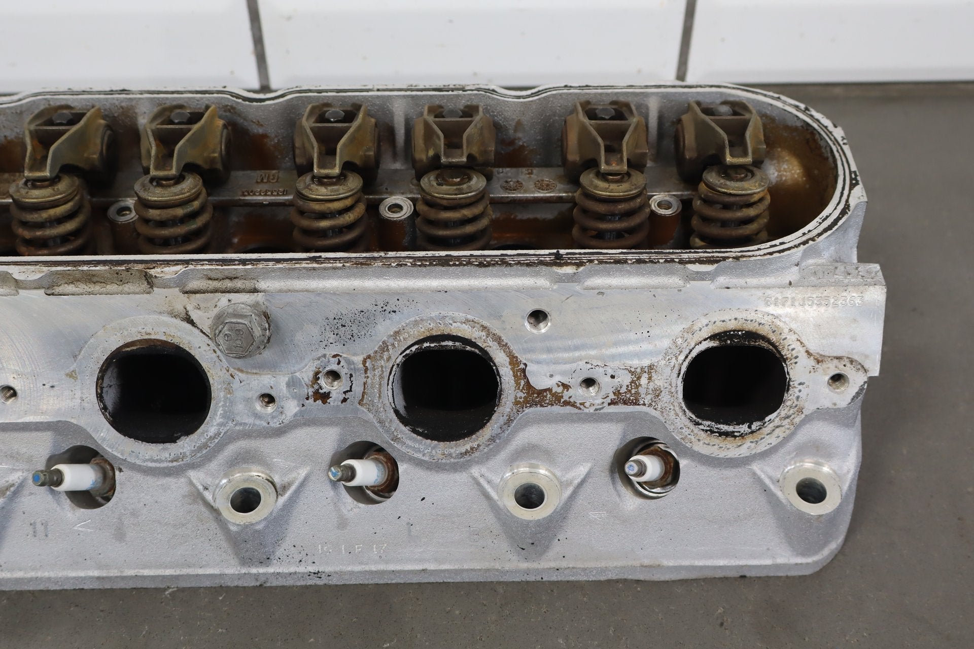 Chevrolet 317 Aluminum Cylinder Heads 6.0L LQ4 LQ9- Pair