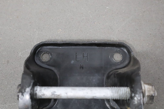 Chevy 5.7L V8 LT1 Pair of OEM Engine Frame Mount Brackets