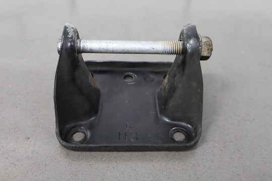 Chevy 5.7L V8 LT1 Pair of OEM Engine Frame Mount Brackets