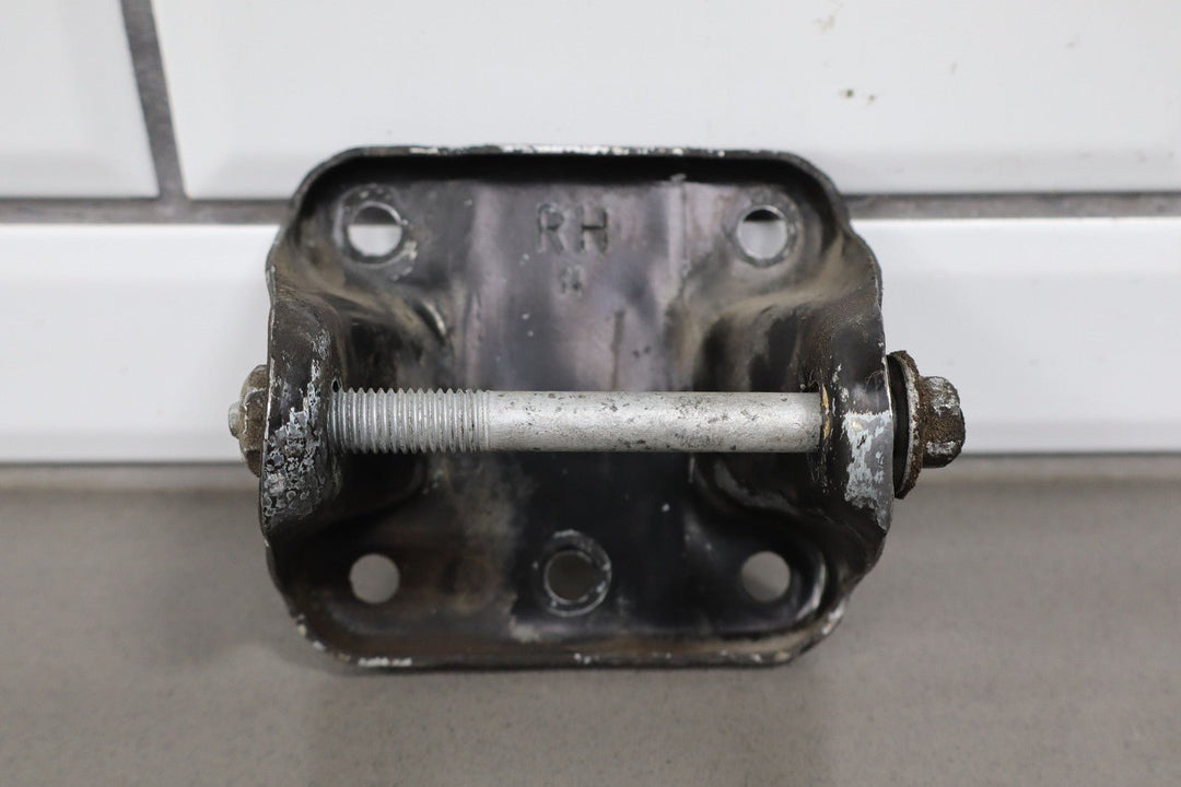 Chevy 5.7L V8 LT4 Pair of OEM Engine Frame Mount Brackts