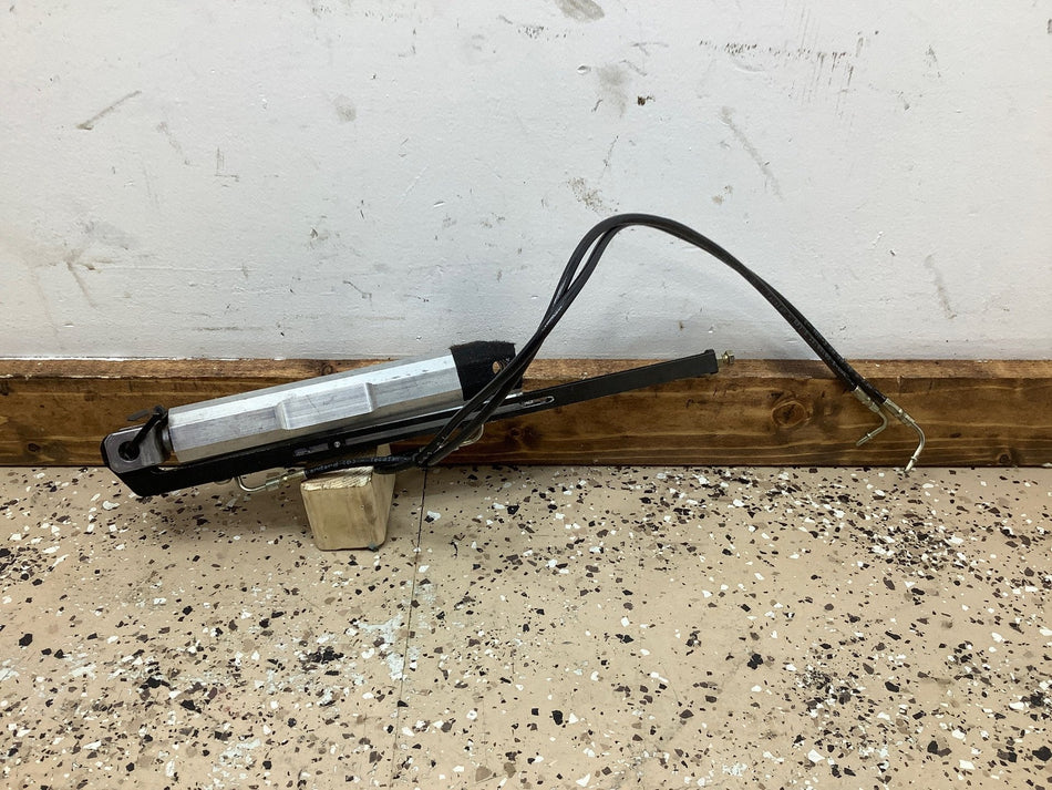Convertible Top Hydraulic Cylinder, 2003