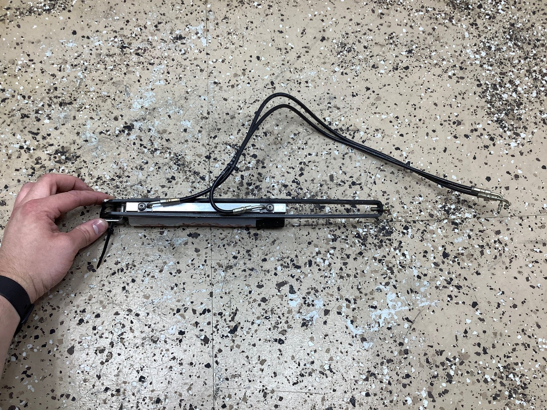 Convertible Top Hydraulic Cylinder, 2003