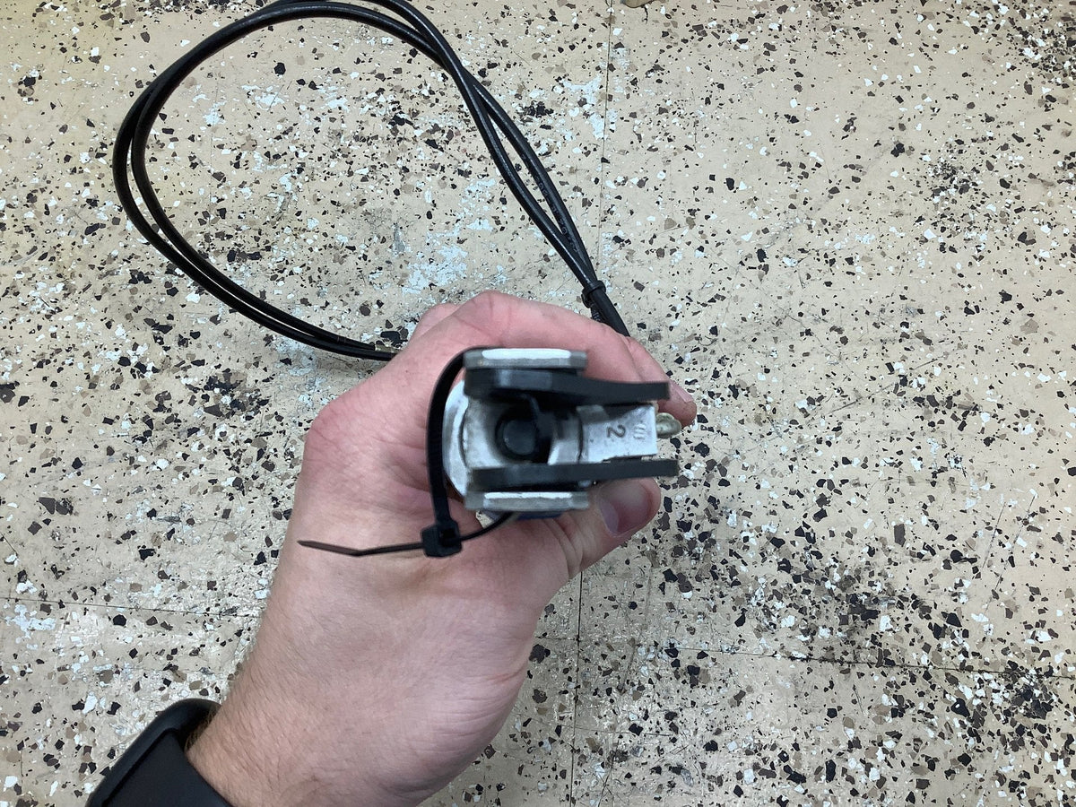 Convertible Top Hydraulic Cylinder, 2003