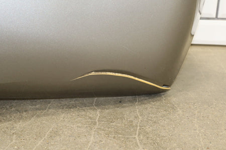 CRACKED 01-07 Chevrolet Silverado Sierra 3500 Left Bedside Panel Light Pewter