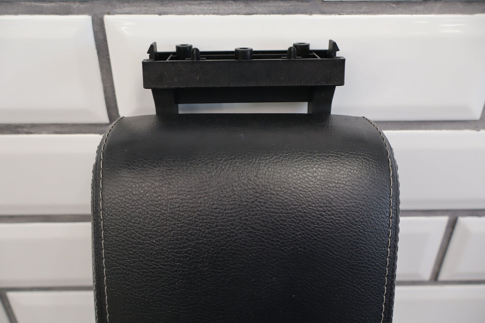 Console Lid, 2008, Mitsubishi, Lancer