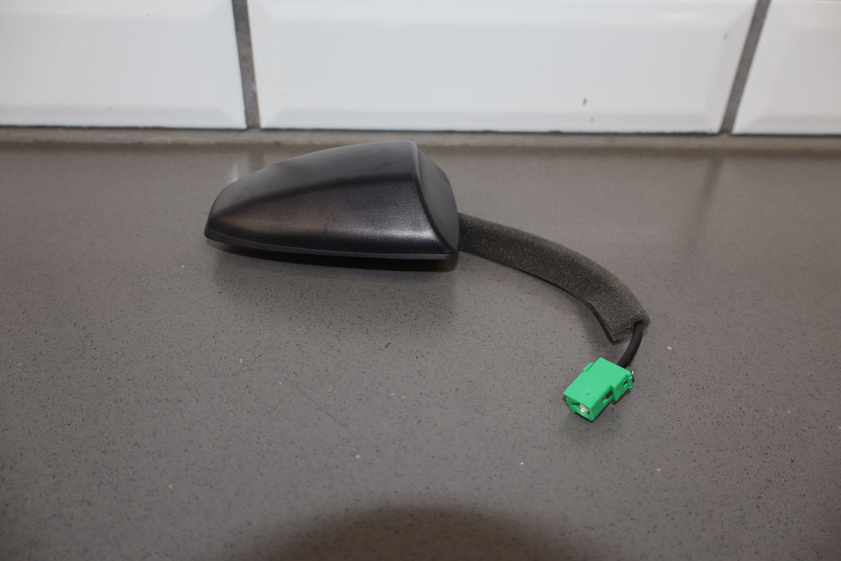 2019 Nissan Titan XD- Antenna