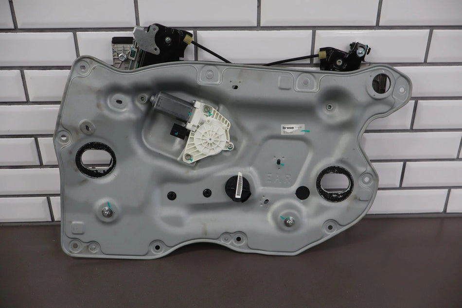 2023 Nissan Z- Right Front Door Regulator