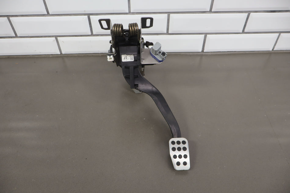 2017 Fiat 124 Spider- Pedal Assembly