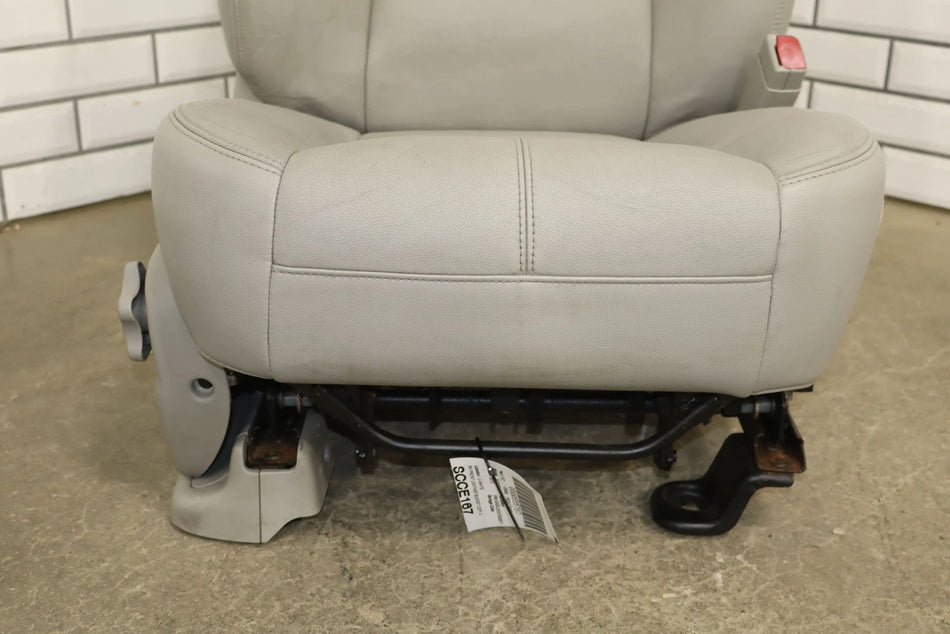 2012 Chevrolet Suburban 1500- Front Seat