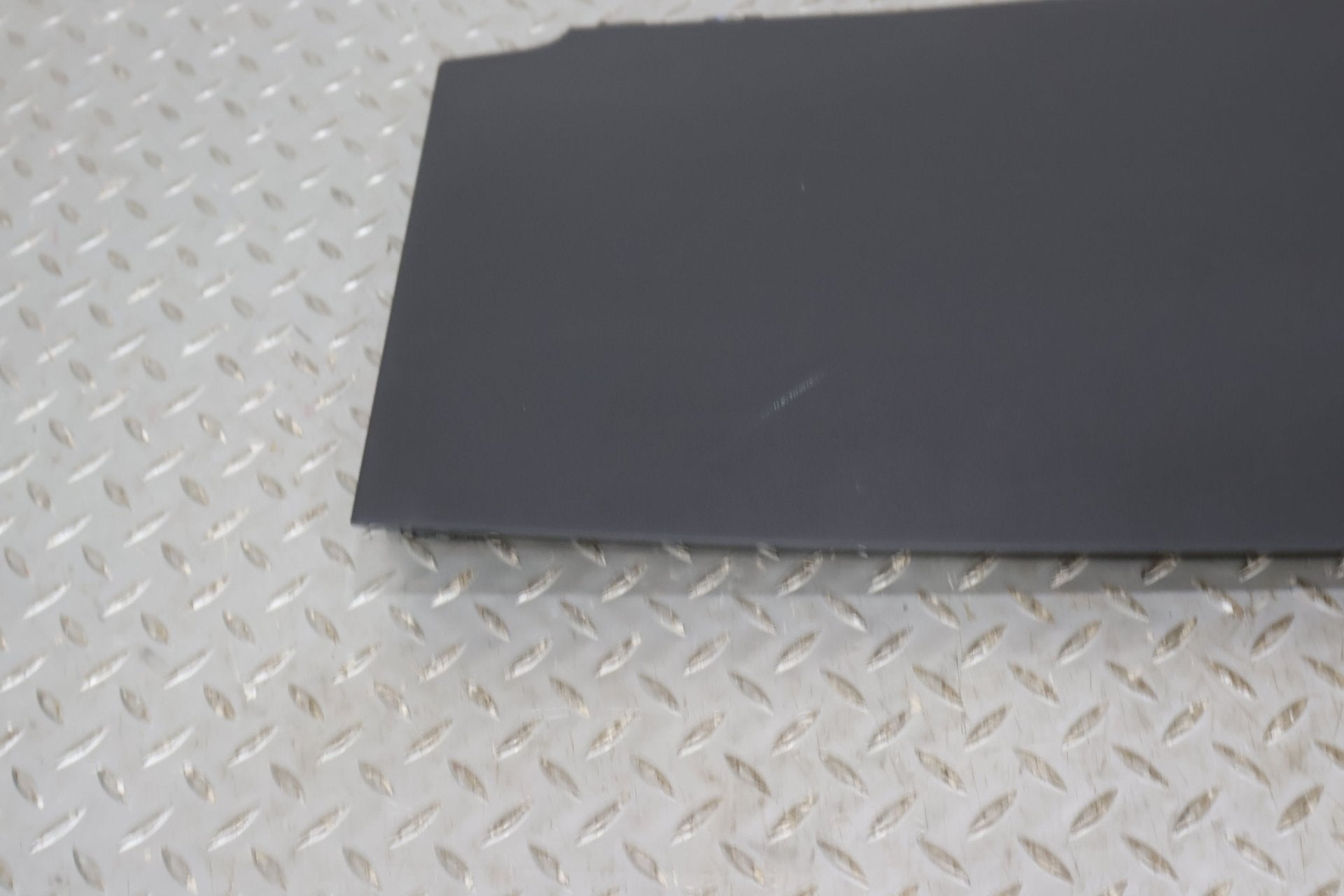 Dash Pad, 2022, Rivian, R1S