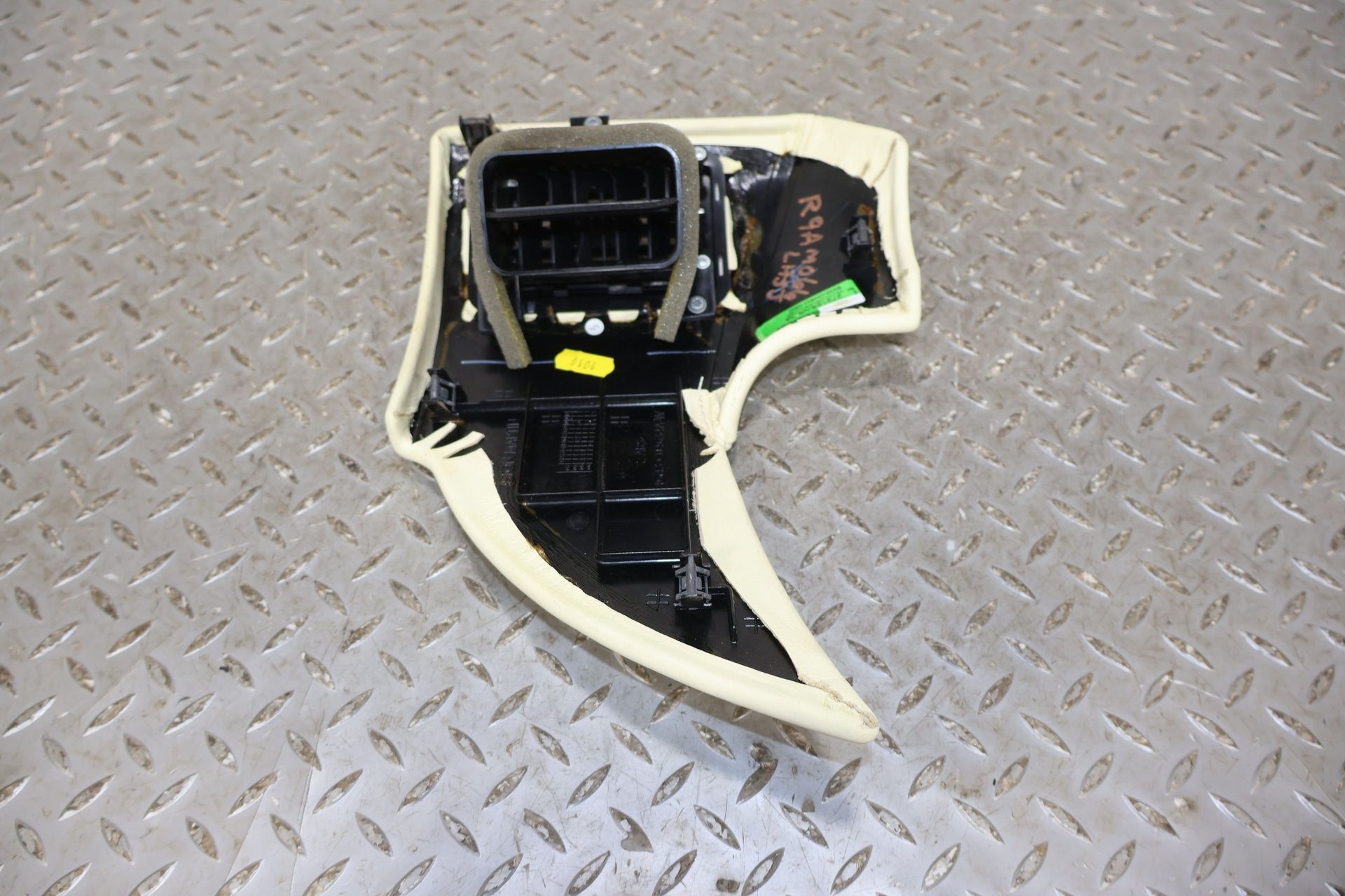 Dash Vent, 2009