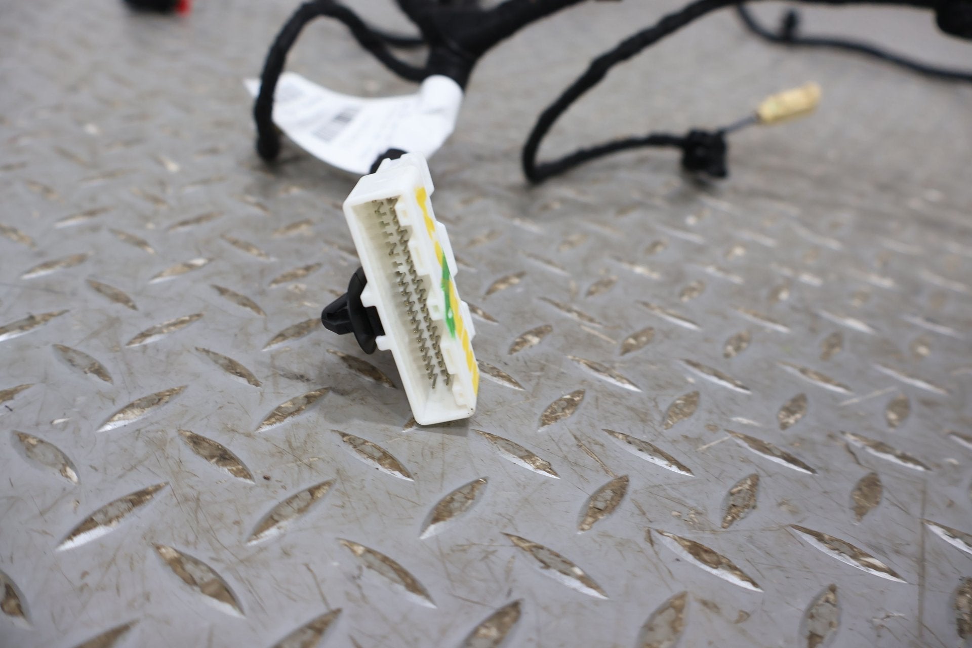 Dash Wiring Harness, 2022, Rivian, R1S