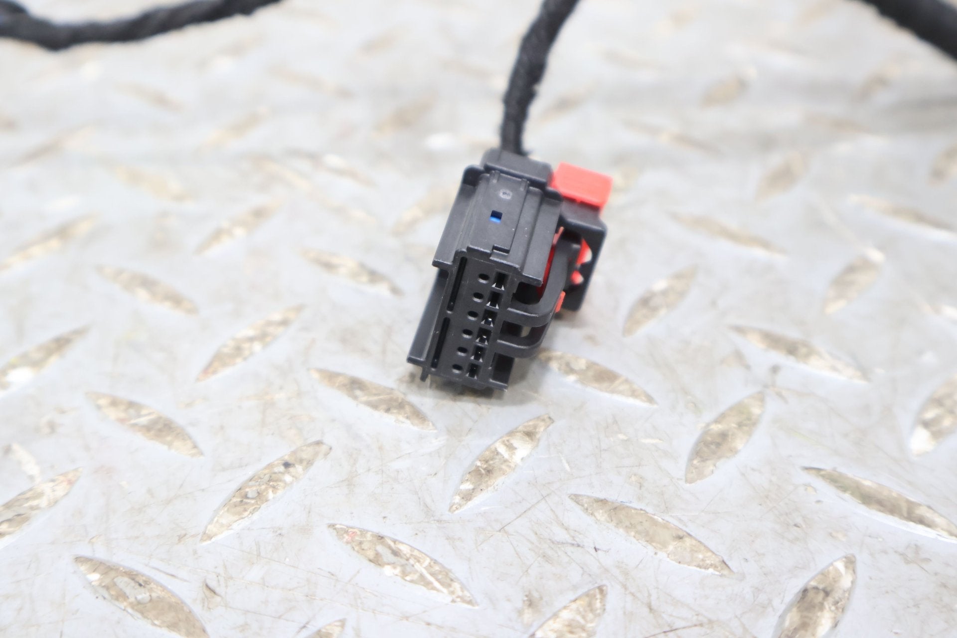 Dash Wiring Harness, 2022, Rivian, R1S