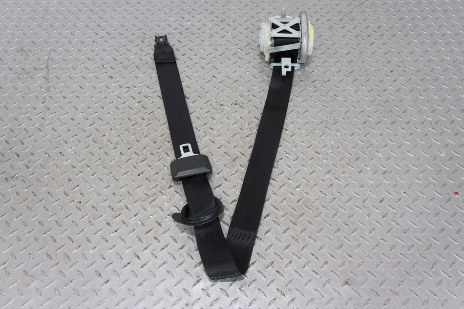 Front Seat Belt, 2015, Tesla, S