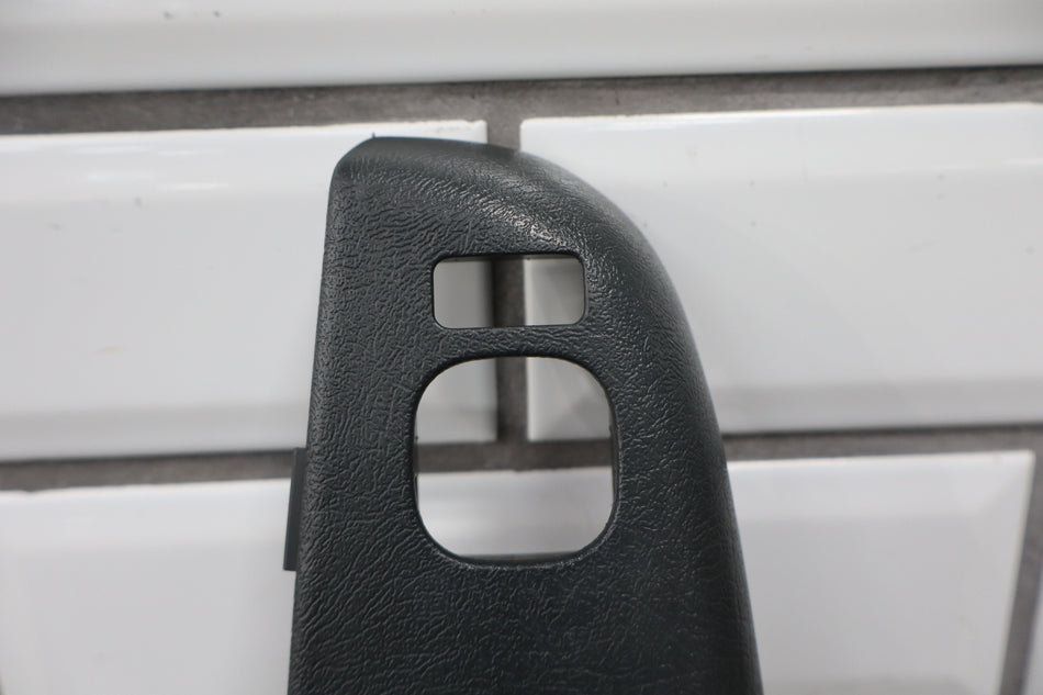 2001 Chevrolet Silverado 2500 HD GMT800- Front Door Switch