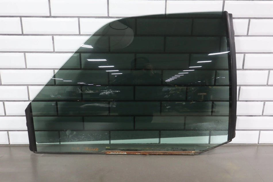 1998 Chevrolet Tahoe- FRONT DOOR GLASS/WINDOW