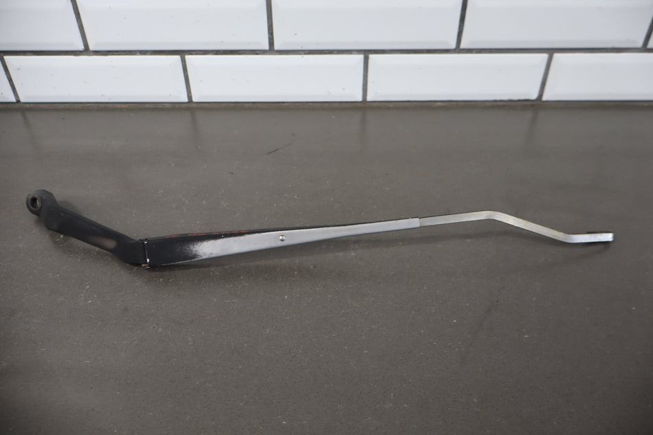 1999 Honda CR-V Wiper Arm Pair