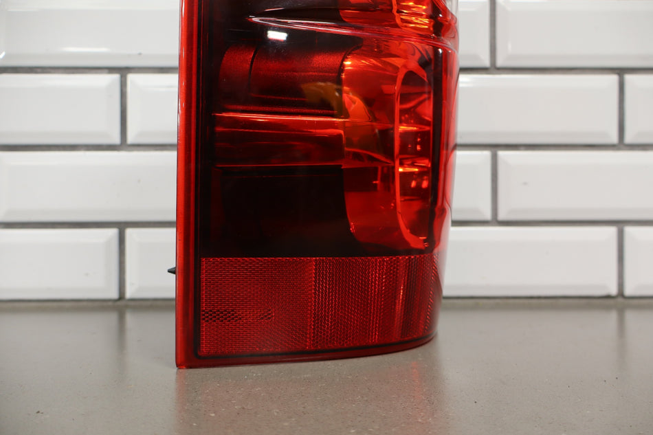 2007-2014 Chevrolet Suburban 1500 Left Tail Light 22837923 OEM