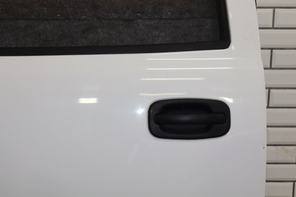 01-07 Chevy GMC Silverado Sierra Suburban GMT800 Crew Cab Left Rear Door Olympic White 50