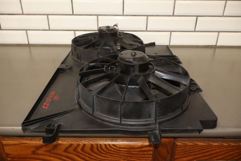 1997-2004 Chevrolet Corvette Cooling Fan 24001282