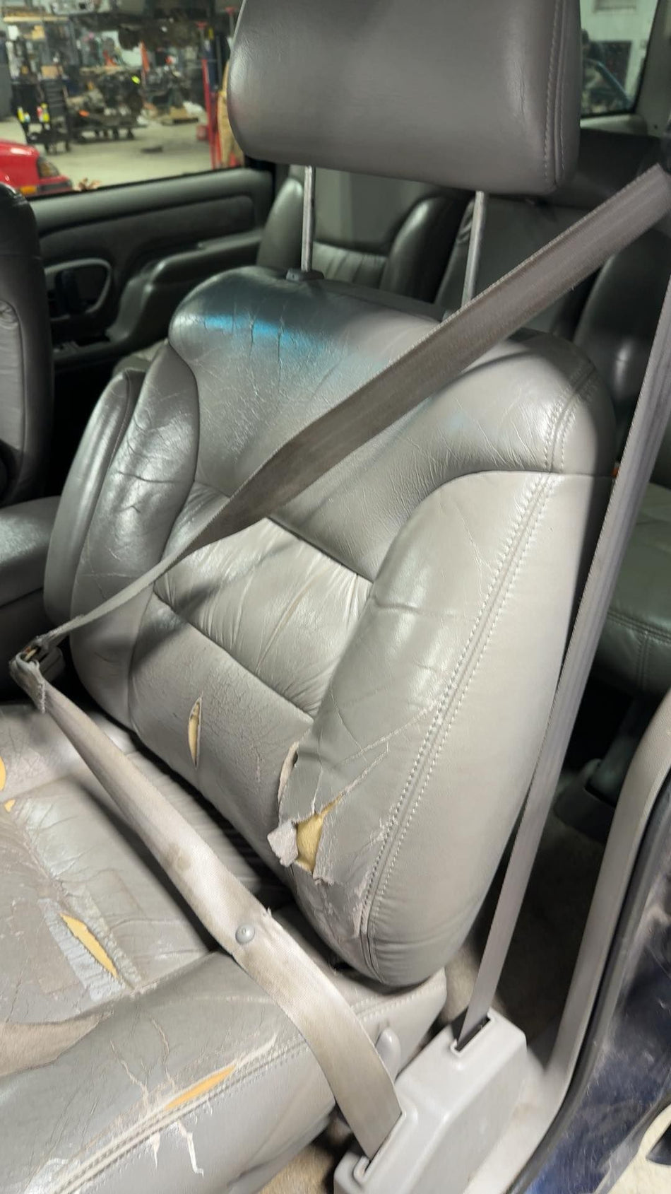 Front Seat Belt, 1998, Chevrolet, Suburban 1500