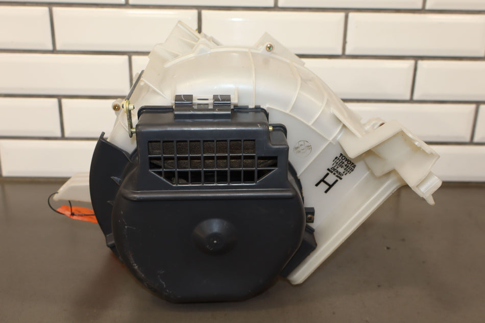 1991-1997 Land Cruiser LX450 Heater Housing A/C Evaporator Housings