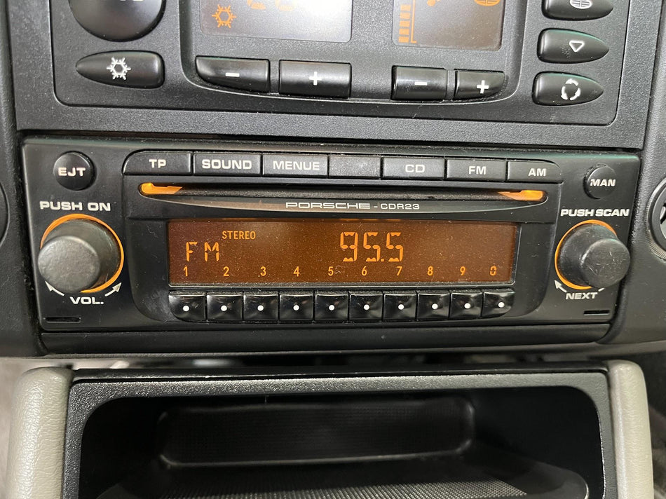 2003 Porsche Boxster- Radio
