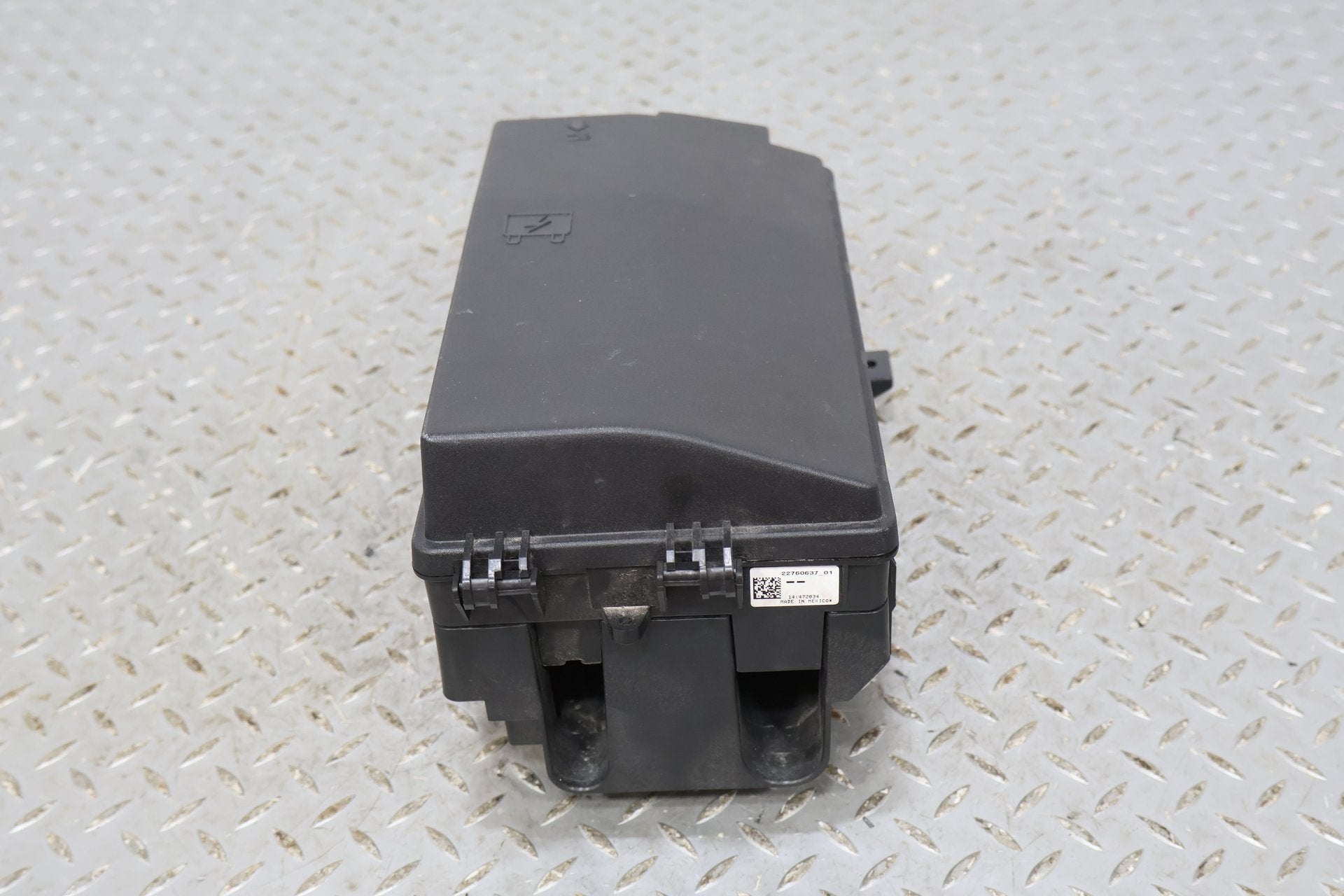 Engine Fuse Box, 2015, Chevrolet, Camaro