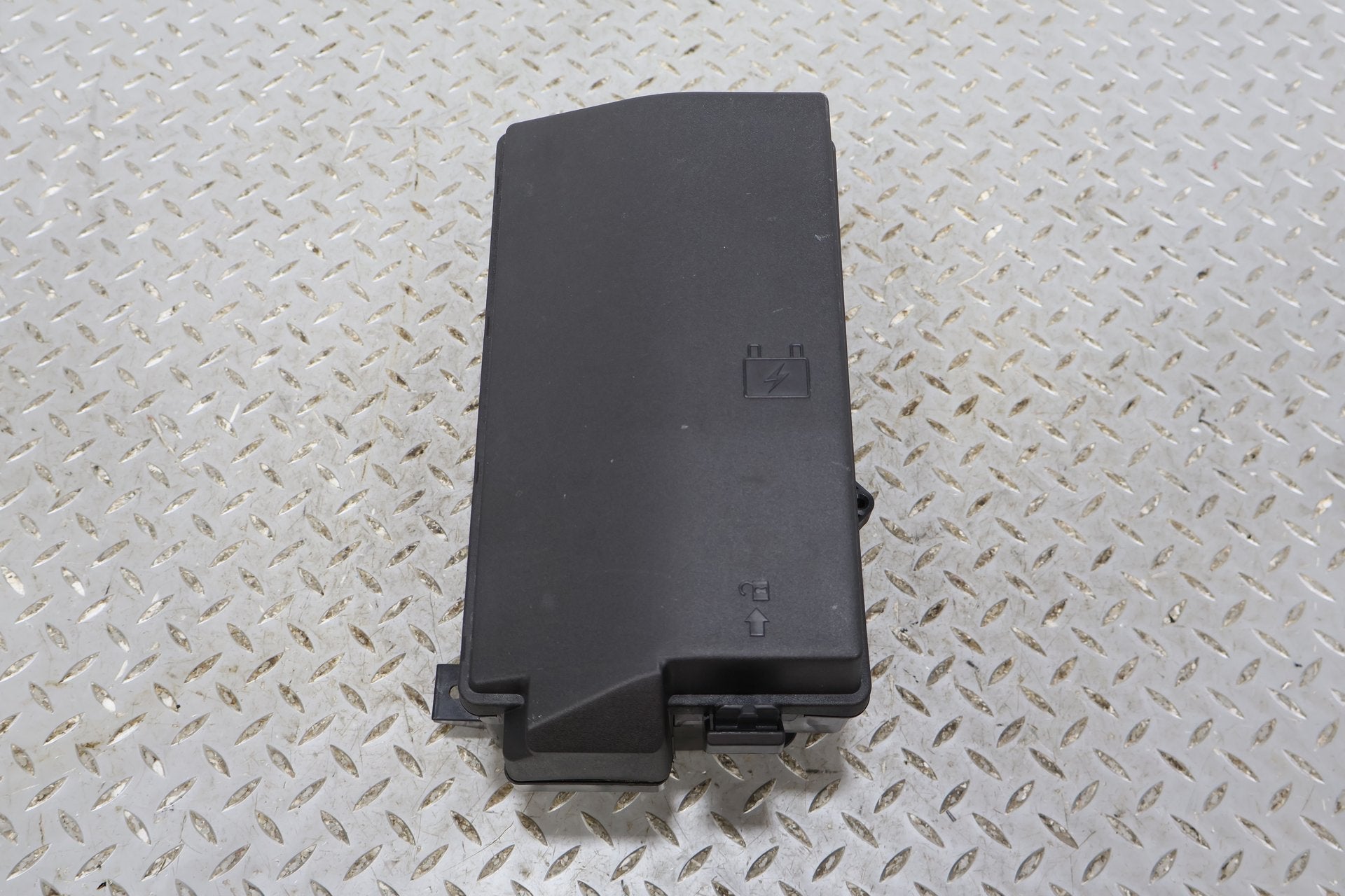 Engine Fuse Box, 2015, Chevrolet, Camaro