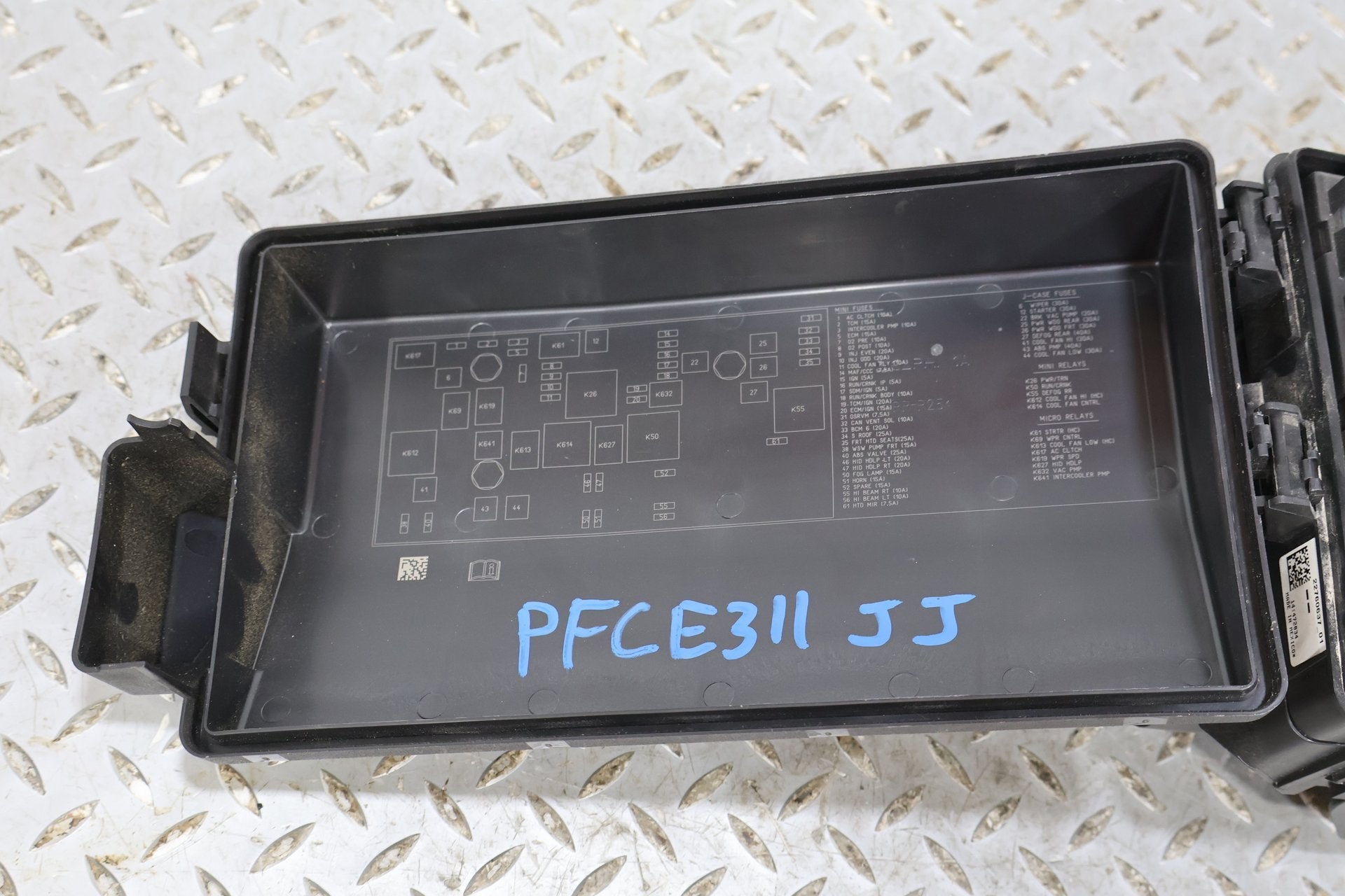 Engine Fuse Box, 2015, Chevrolet, Camaro