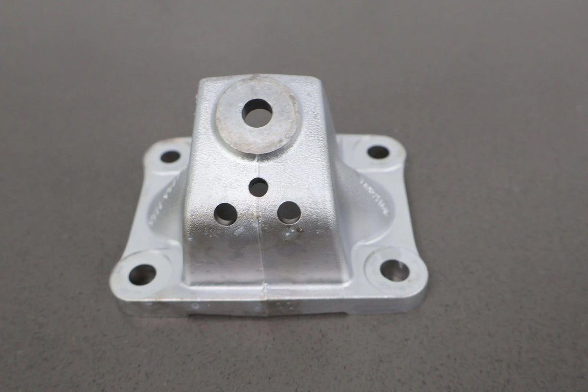 Engine Mount, 2009