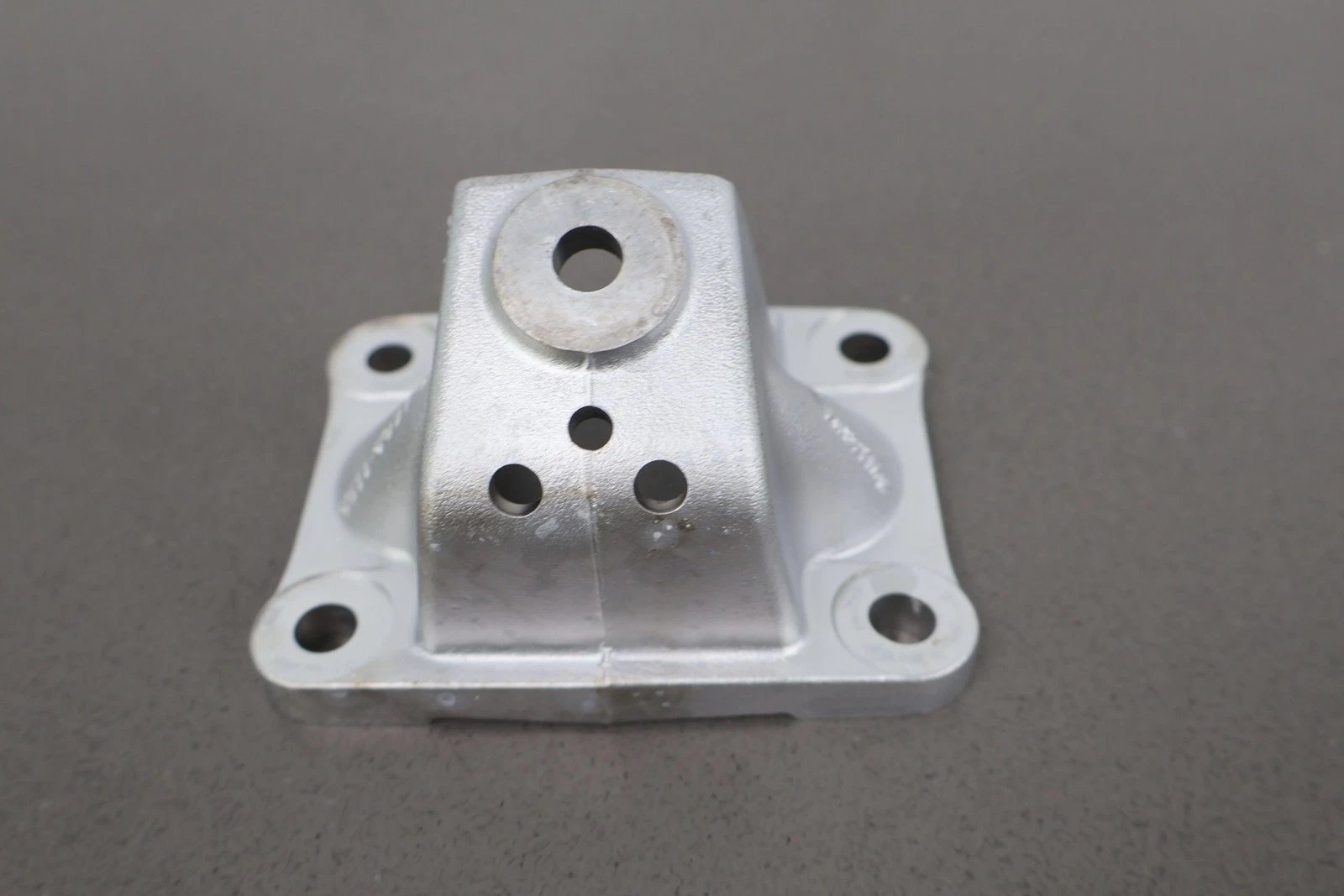 Engine Mount, 2009