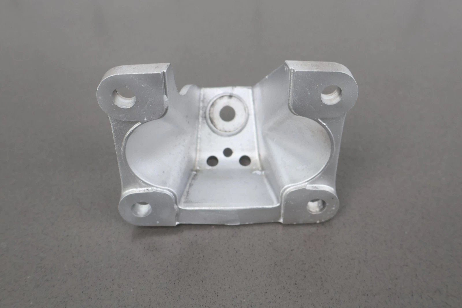 Engine Mount, 2009