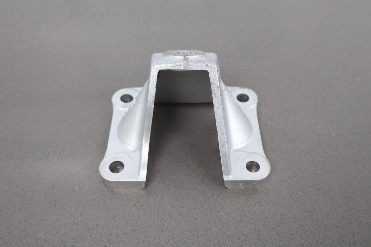 Engine Mount, 2009