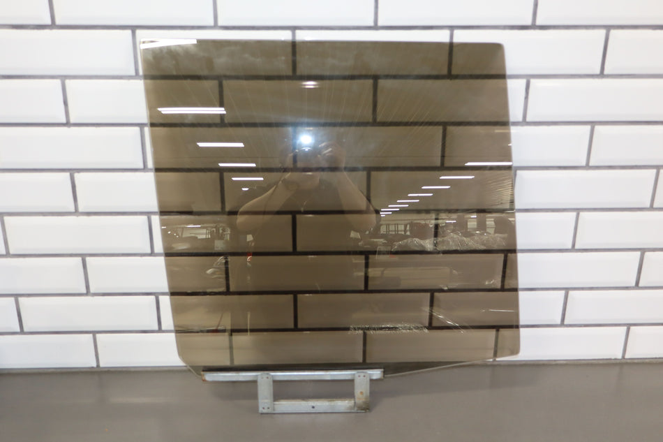 1996 Lexus LX450- Right Rear Door Window