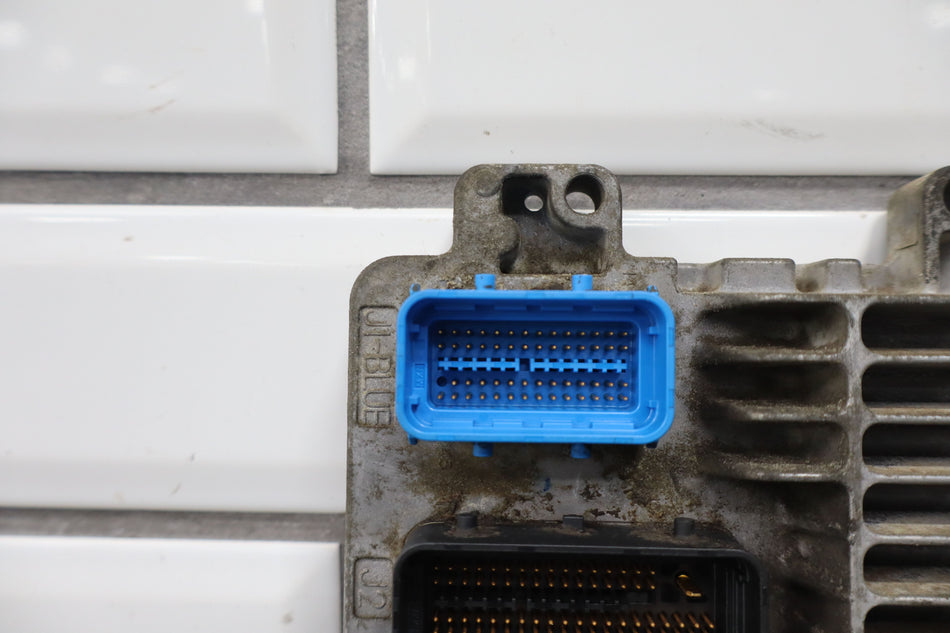 2005 Chevrolet Silverado 2500- Engine Computer/ ECU