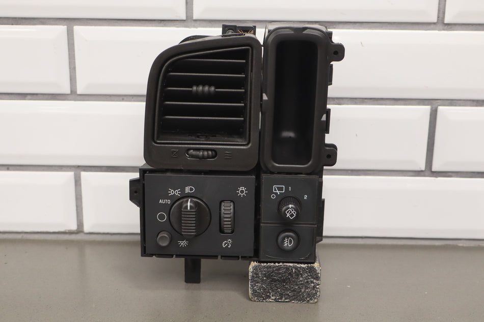 2005 Cadillac Escalade- Headlight Switch
