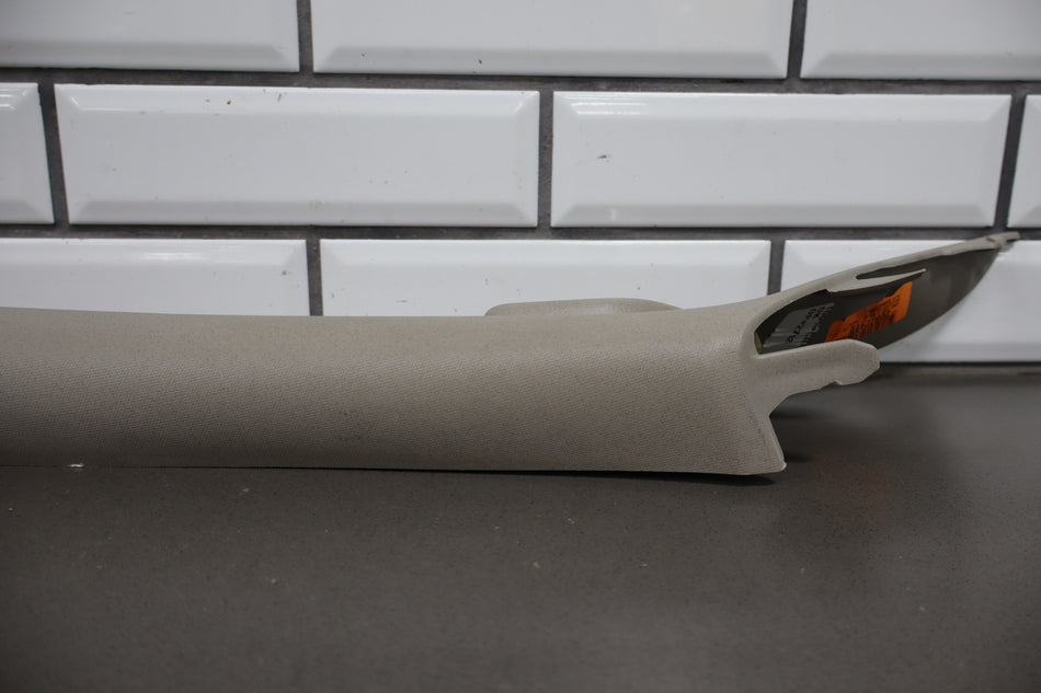 2009 Chevrolet Suburban 1500 GMT900- Pair A Pillar Trim