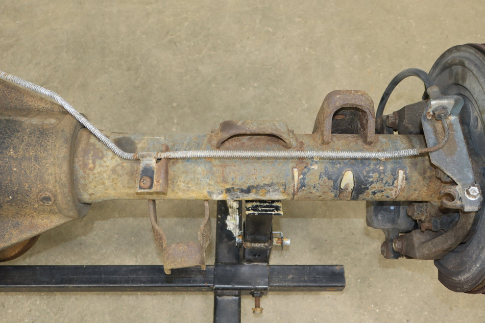 01-07 Chevy GMC 1500HD/2500HD 4.10 Ratio 10.5" Full Floating Rear Axle Assembly