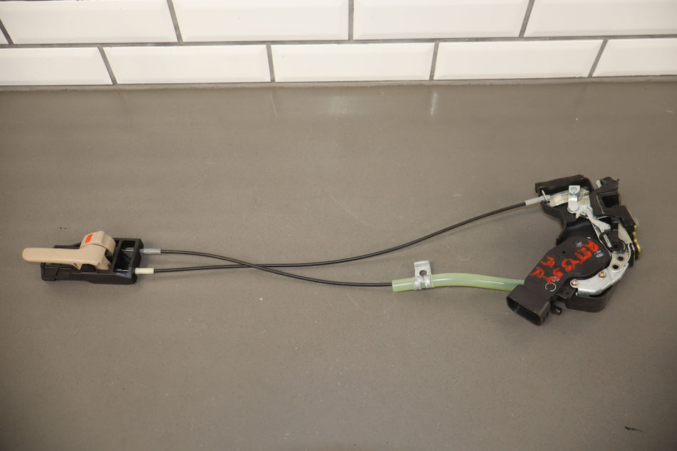 2000 Lexus LX470 J100- Right Rear Door Latch