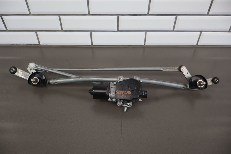 2019 Fiat 124 Spider- Wiper Linkage