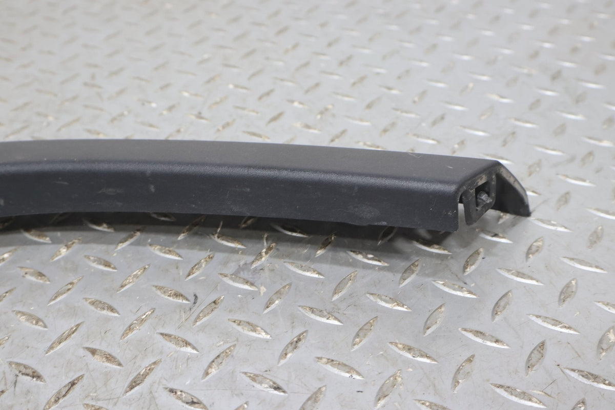 Fender Flare, 2022, Rivian, R1S