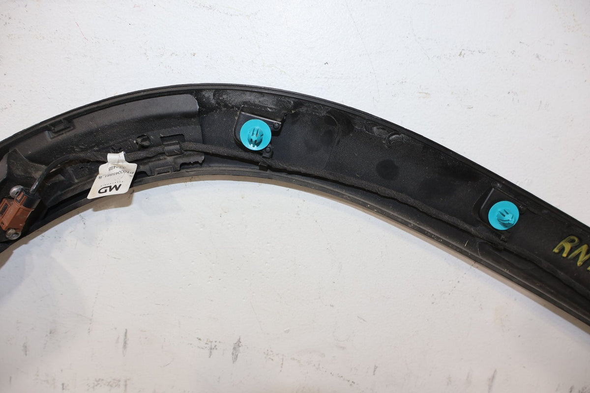 Fender Flare, 2022, Rivian, R1S